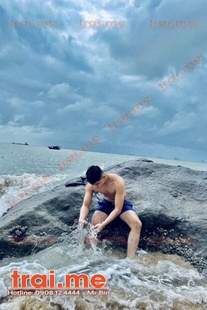 Chàng Trai Đến Từ Tương Lai Sẽ Làm Cho Anh Em Bắn Tung Toé ( Thành A540 )