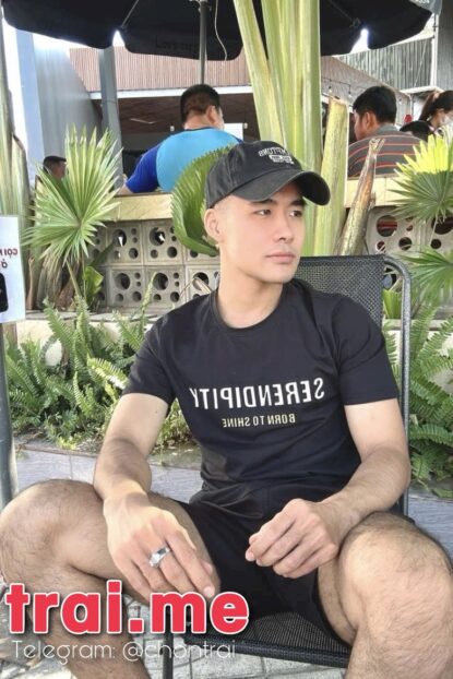 Chàng Trai Đến Từ Tương Lai Sẽ Làm Cho Anh Em Bắn Tung Toé ( Thành A540 )
