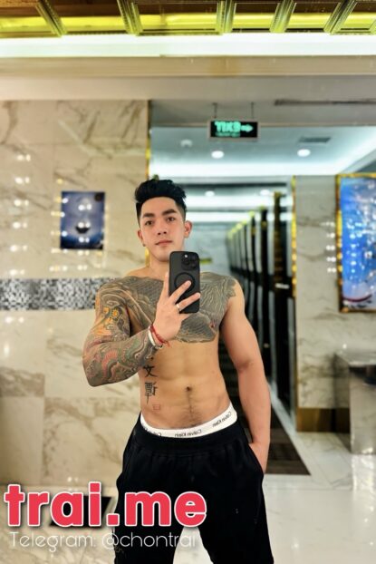 Trai Gym To, Khoai To Đâm Dâm, Bú Giỏi, Bú Khoẻ ( HUY A474 )
