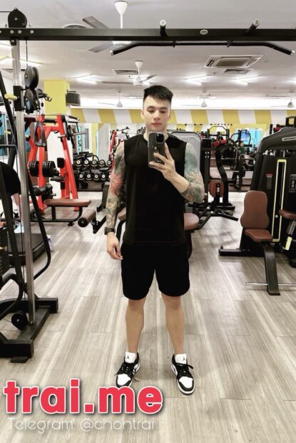 Body Mình Dây Gym Cân Đối Da Trắng Hấp Dẫn, Mặt Rất Men Đẹp Trai ( Đạt A533 )