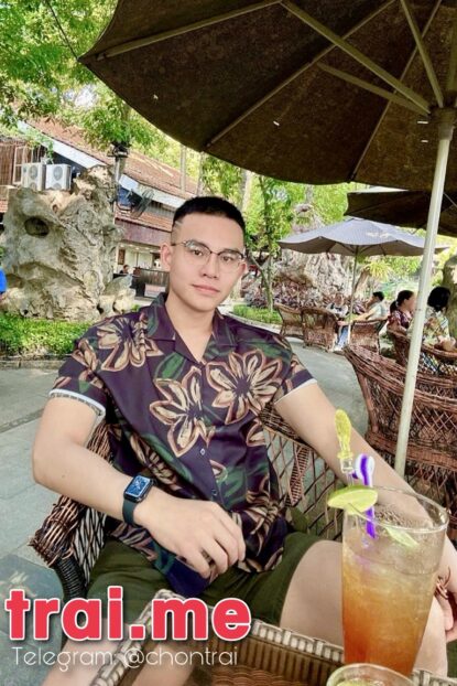 Model Ngon, Đẹp Trai, Cao Ráo Da Trắng Thư Sinh Cu Bự Đẹp ( Thịnh A462 )
