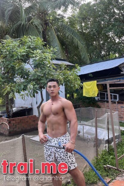 Trai Đẹp Body Ngon, Ngoan Và Dâm, Anh Chọn Nằm Trên Hay Dưới ( MODEL A543 )