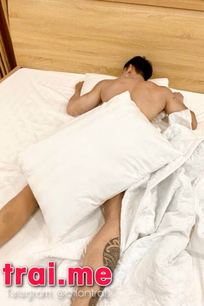 Model GYM Vip, Body Cực Đẹp, Nam Tính Chuẩn 6 Múi Nhiệt Tình ( Hữu Bb86 )